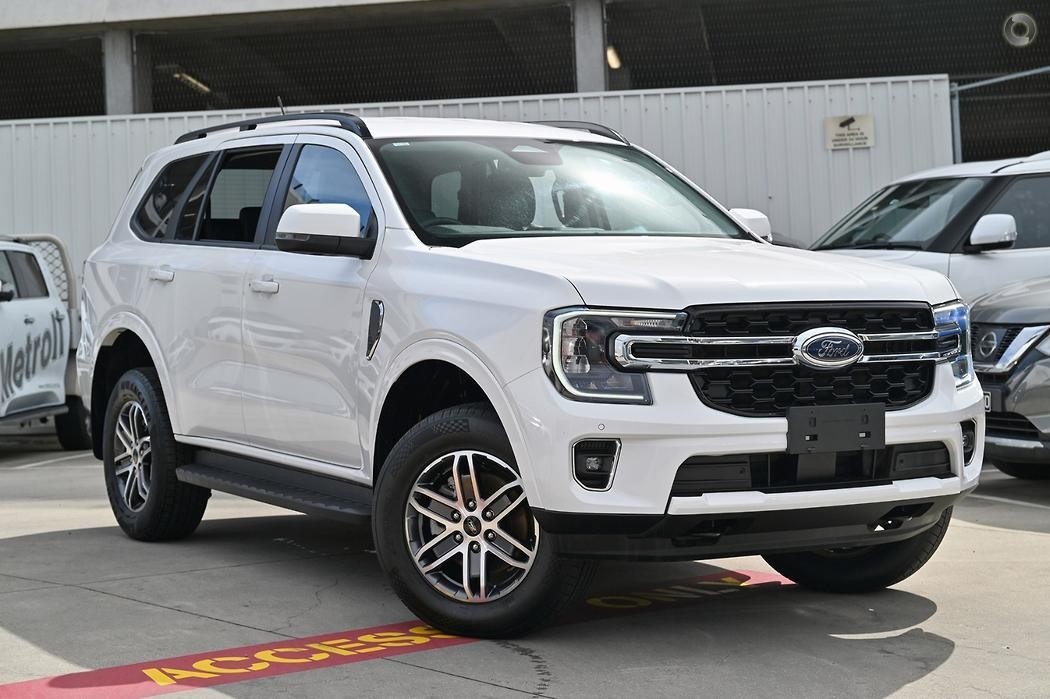 Ford Everest image 1
