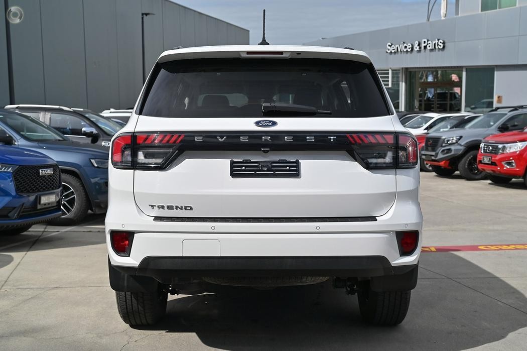 Ford Everest image 4