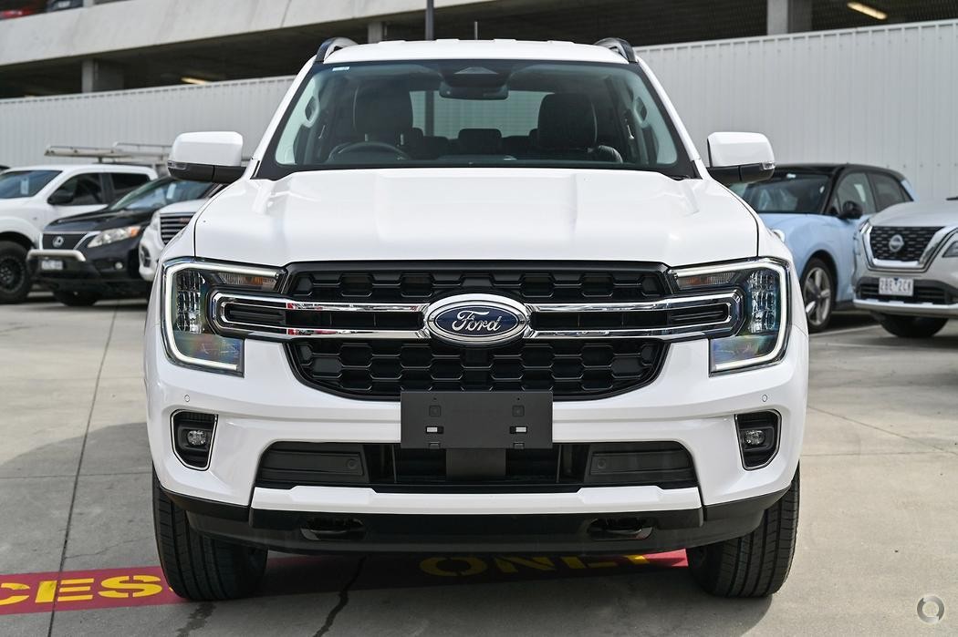 Ford Everest image 2