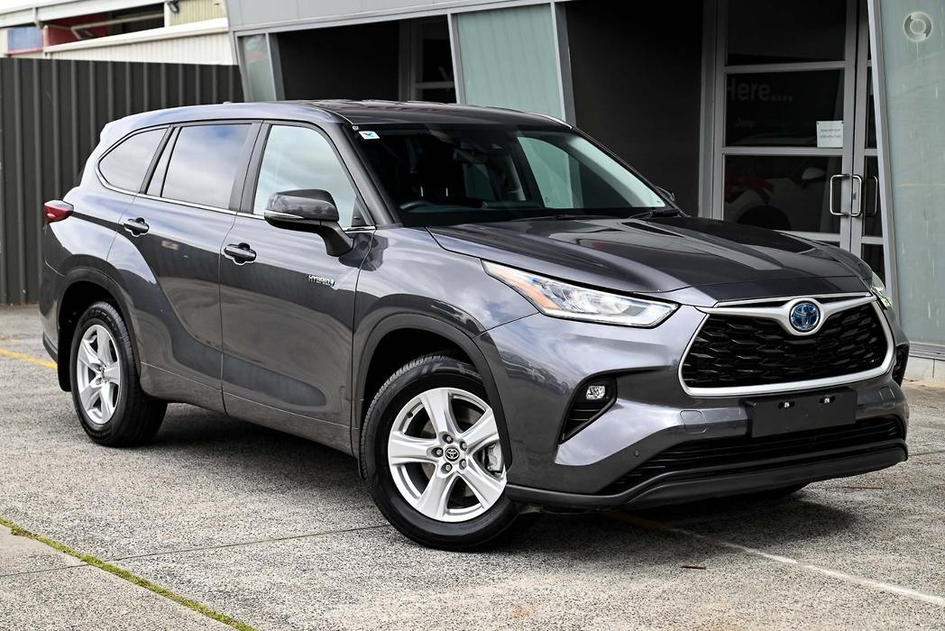 Toyota Kluger image 1