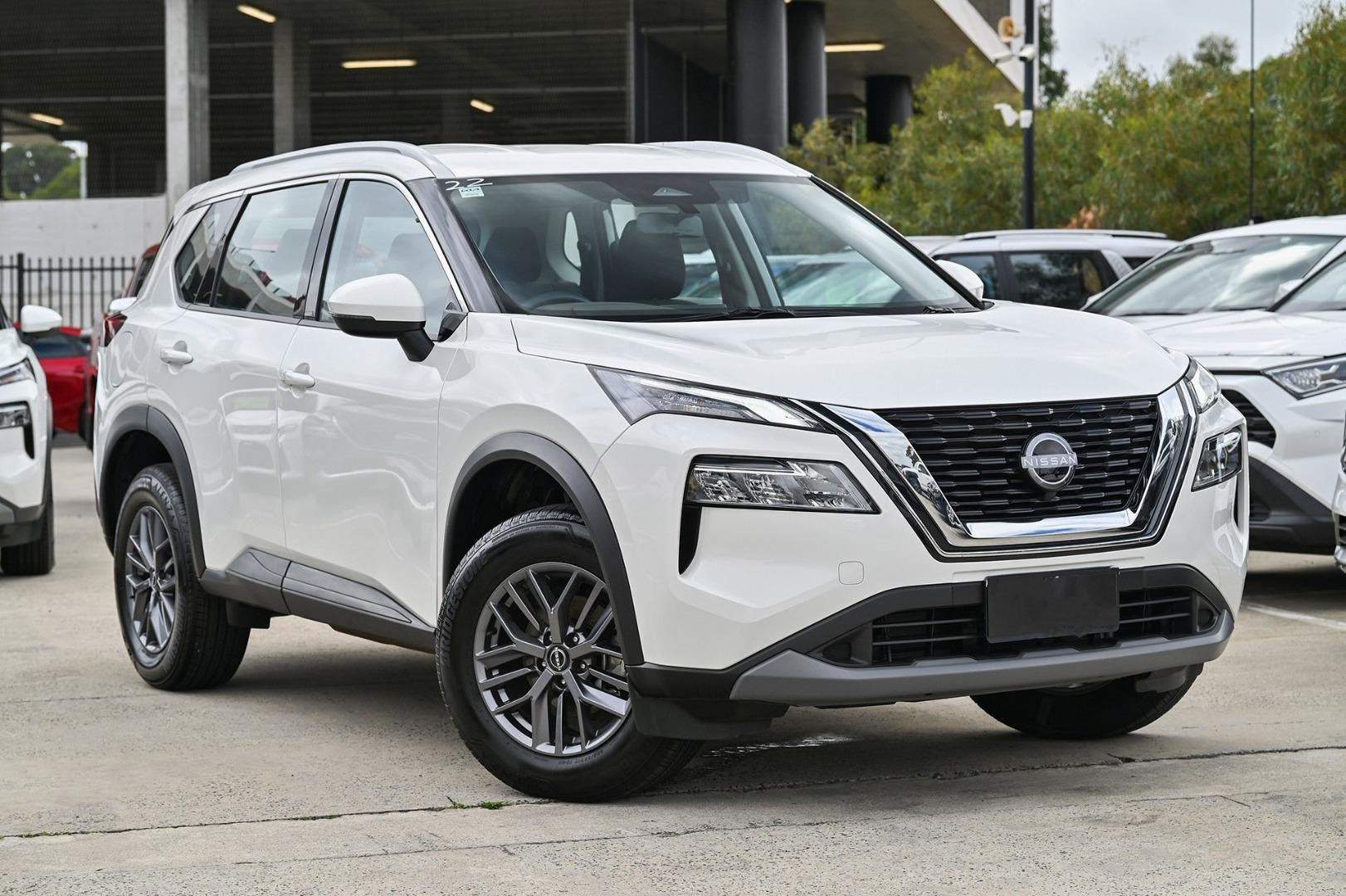 Nissan X-trail image 1