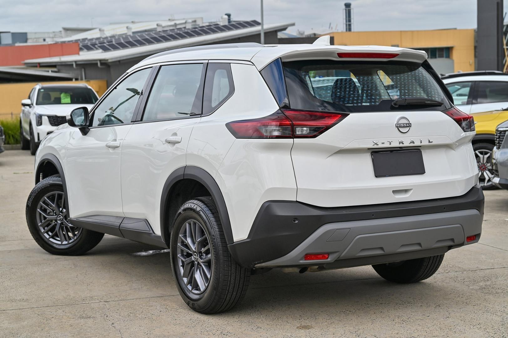 Nissan X-trail image 3