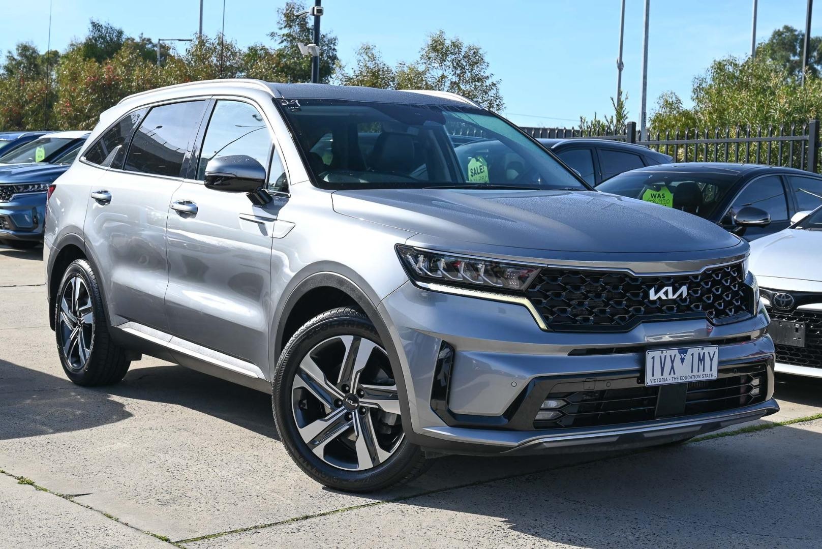 Kia Sorento image 1