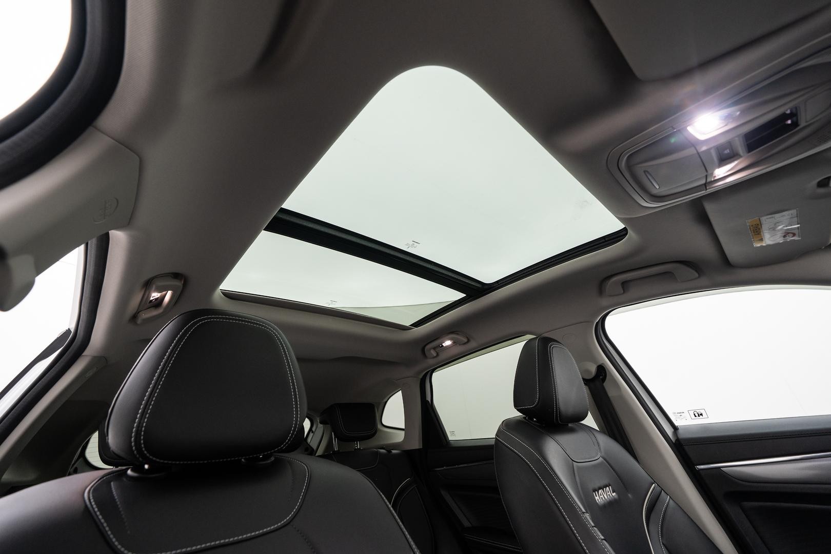 Gwm Haval Jolion image 4
