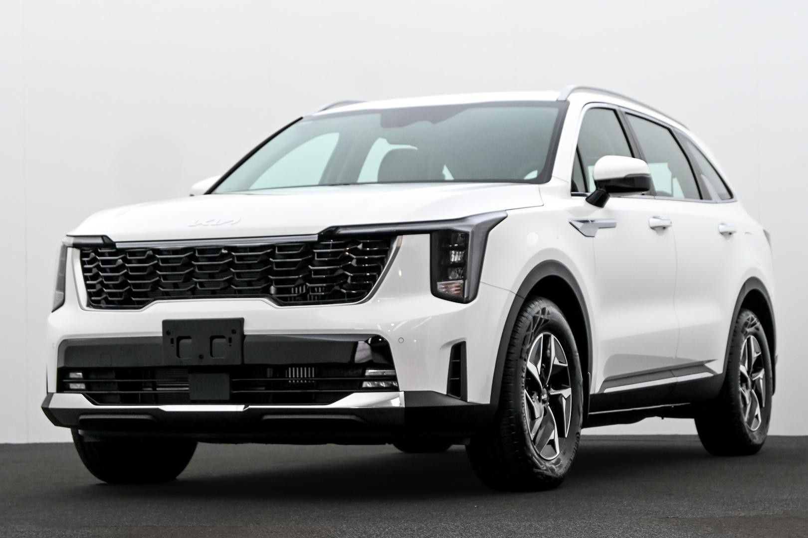 Kia Sorento image 2