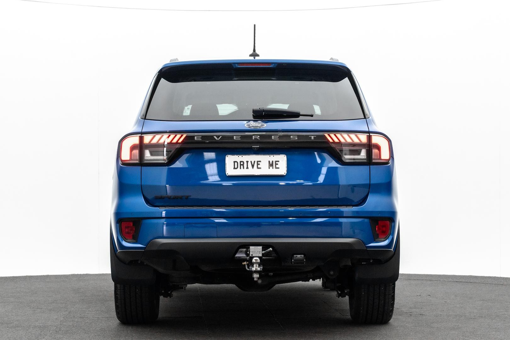 Ford Everest image 2