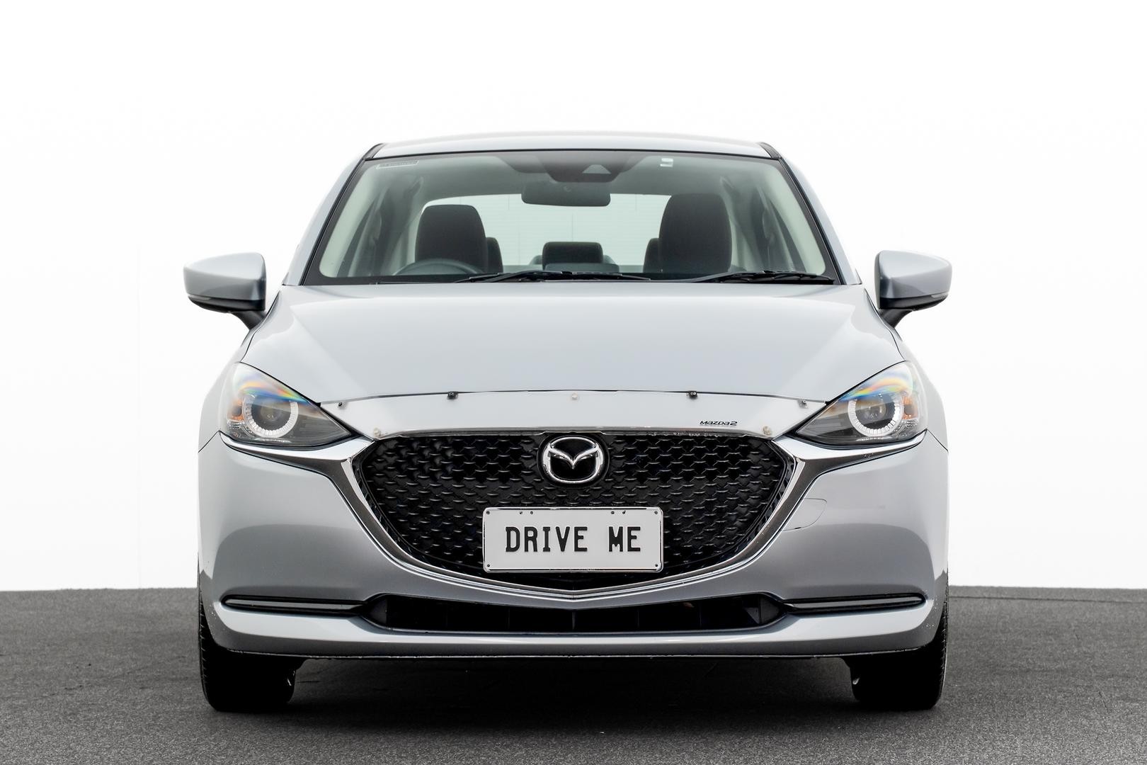 Mazda 2 image 2