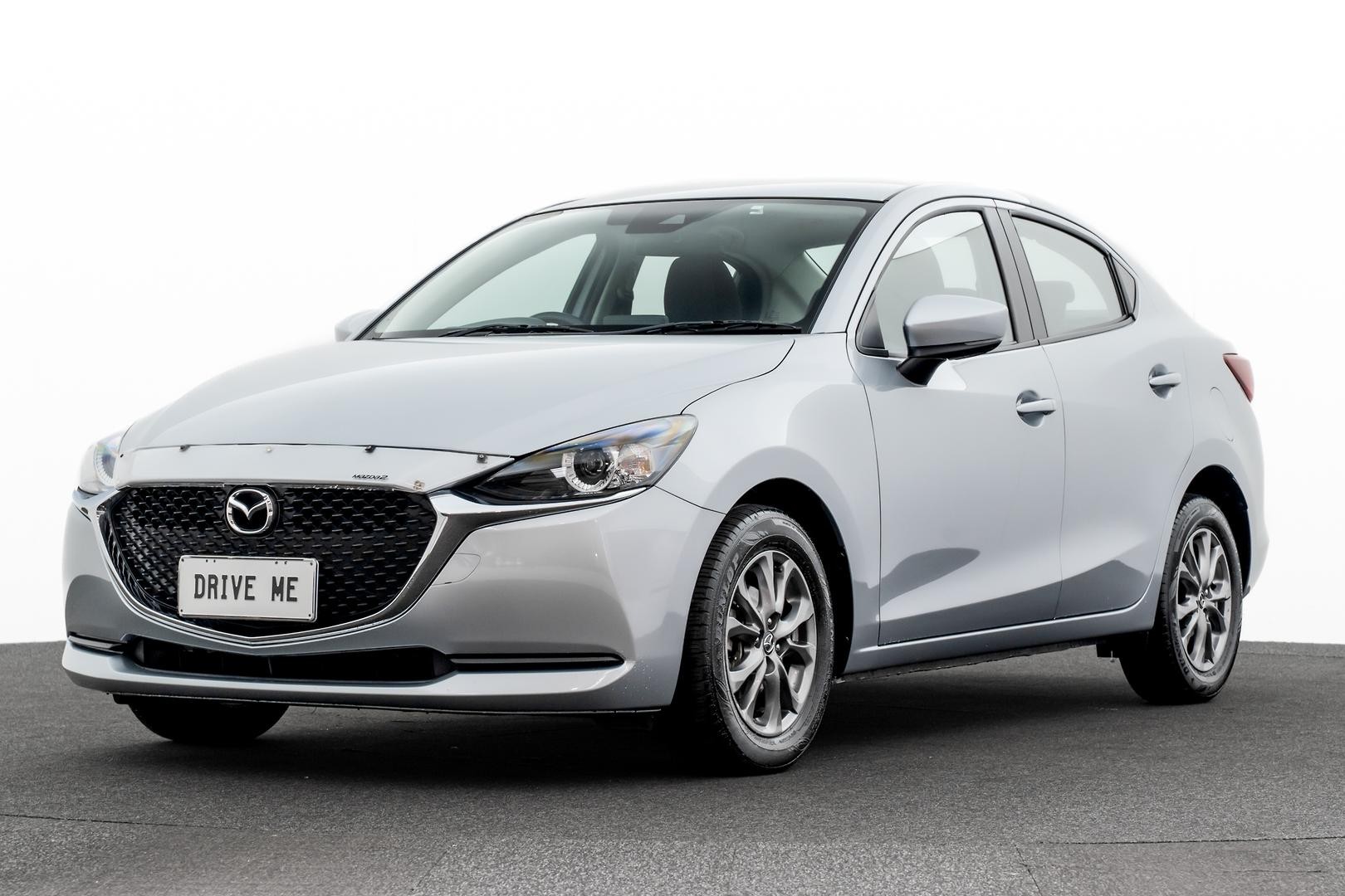 Mazda 2 image 1