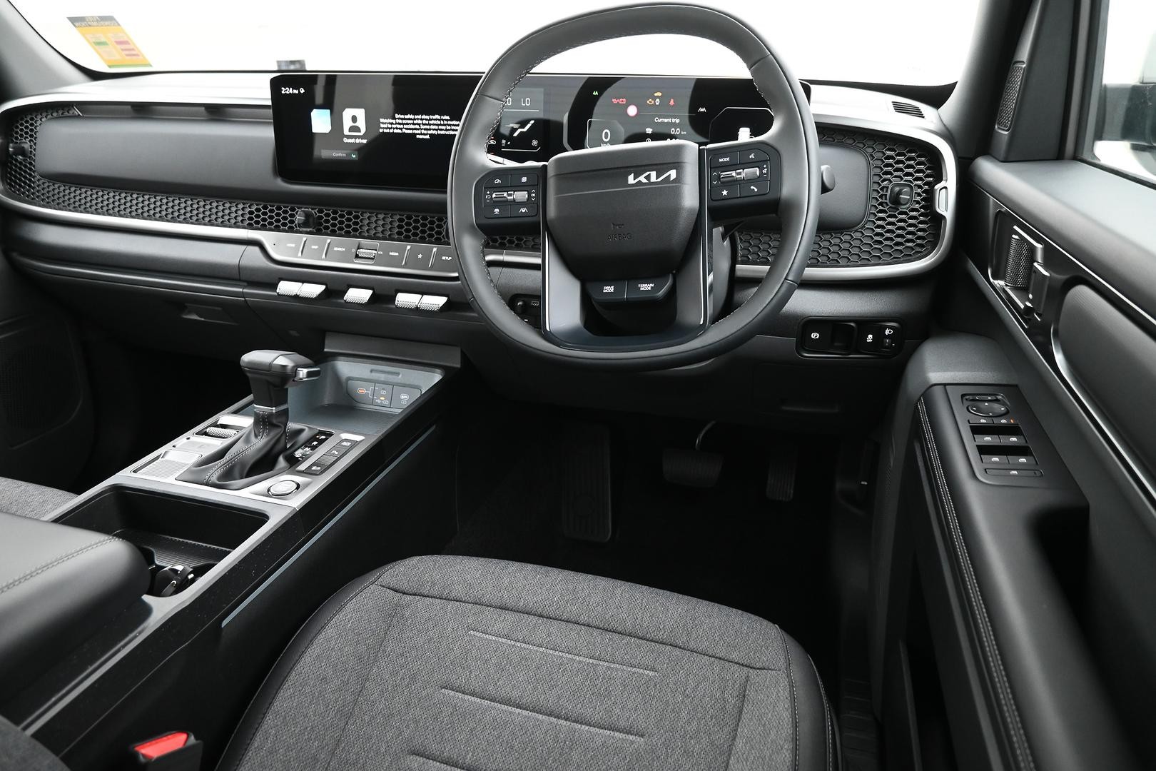 Kia Tasman image 4