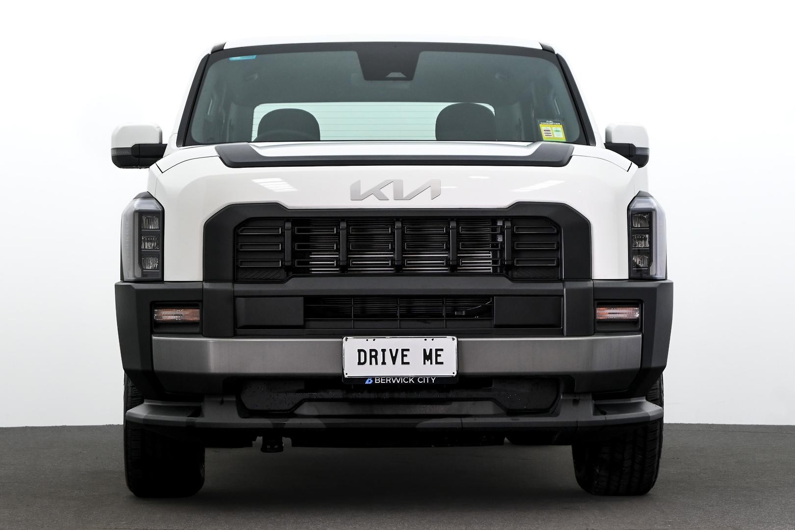 Kia Tasman image 2