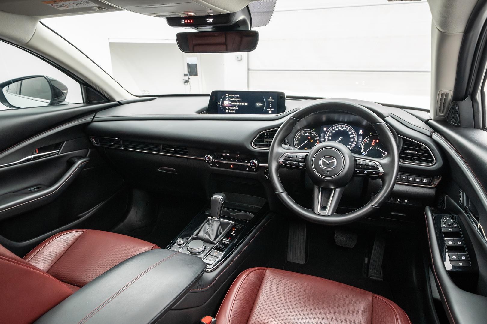Mazda Cx-30 image 4