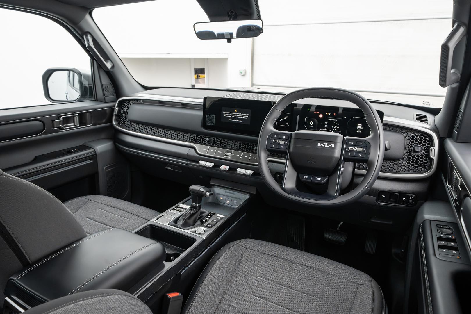 Kia Tasman image 4