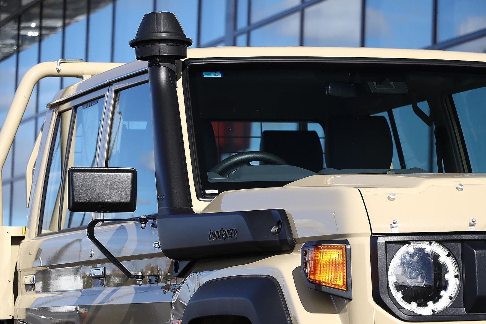 Toyota Landcruiser image 3