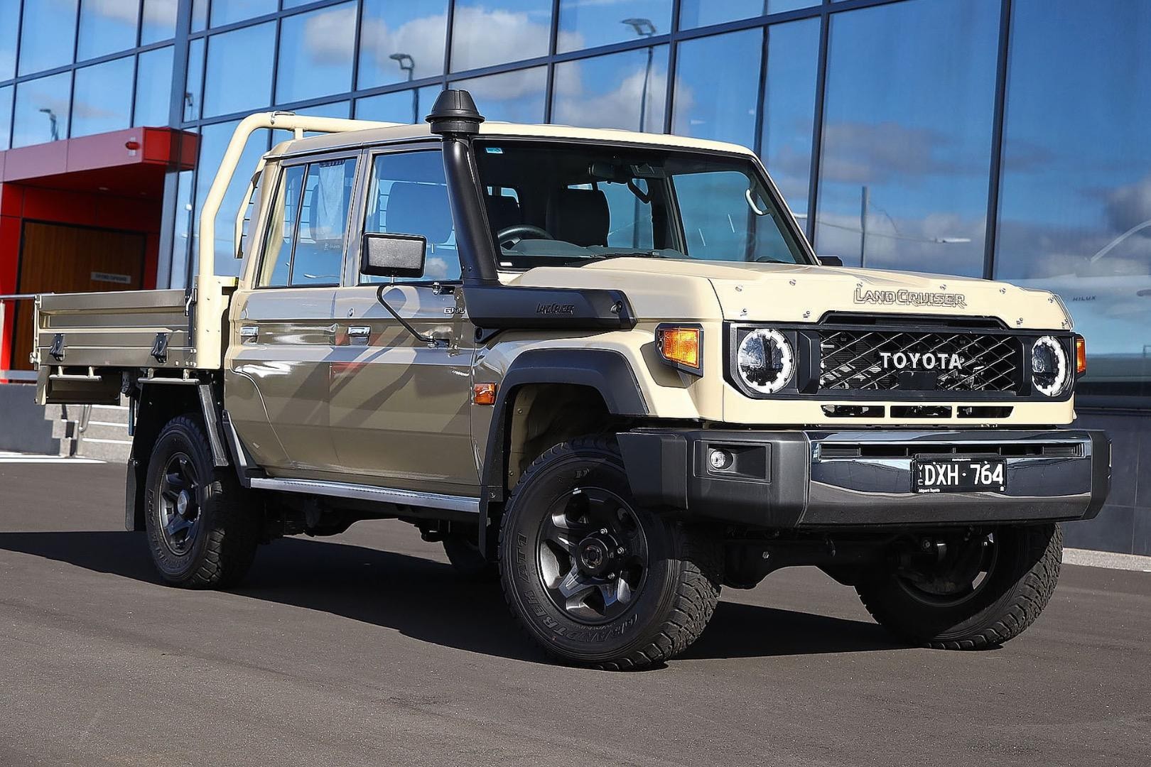 Toyota Landcruiser image 1