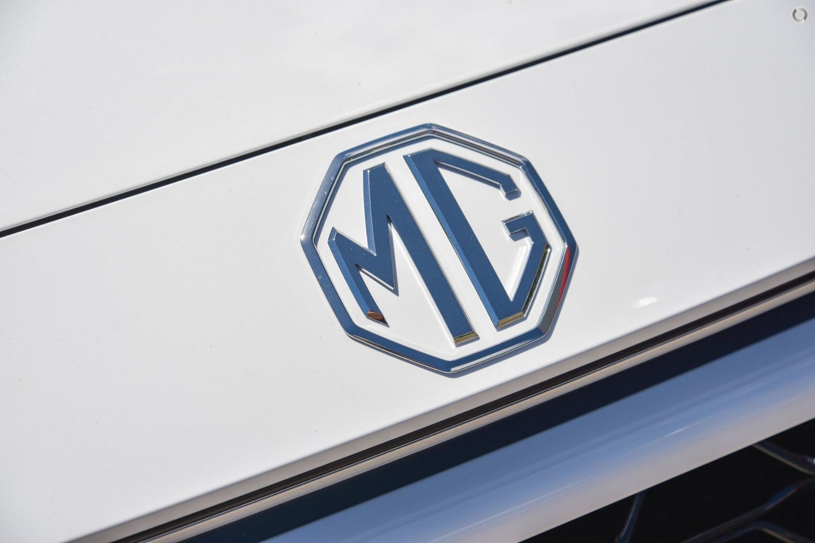 MG Zs image 4