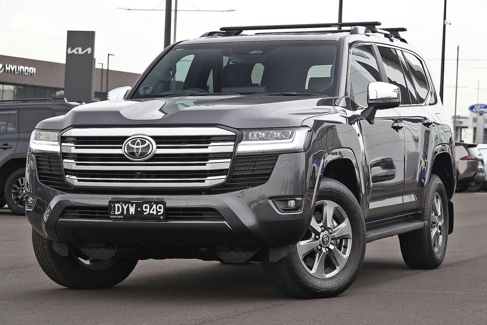 Toyota Landcruiser image 3