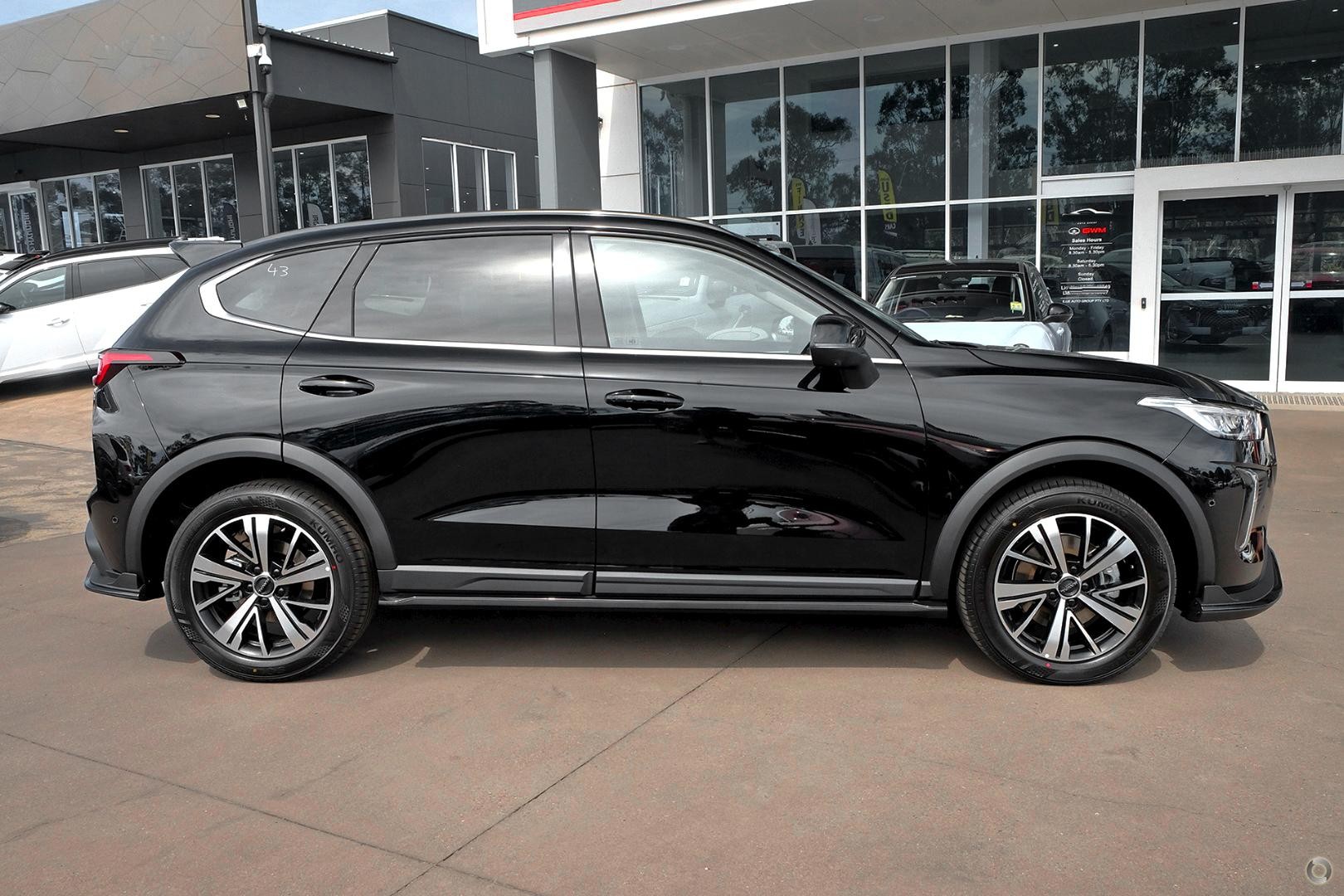 Gwm Haval Jolion image 3