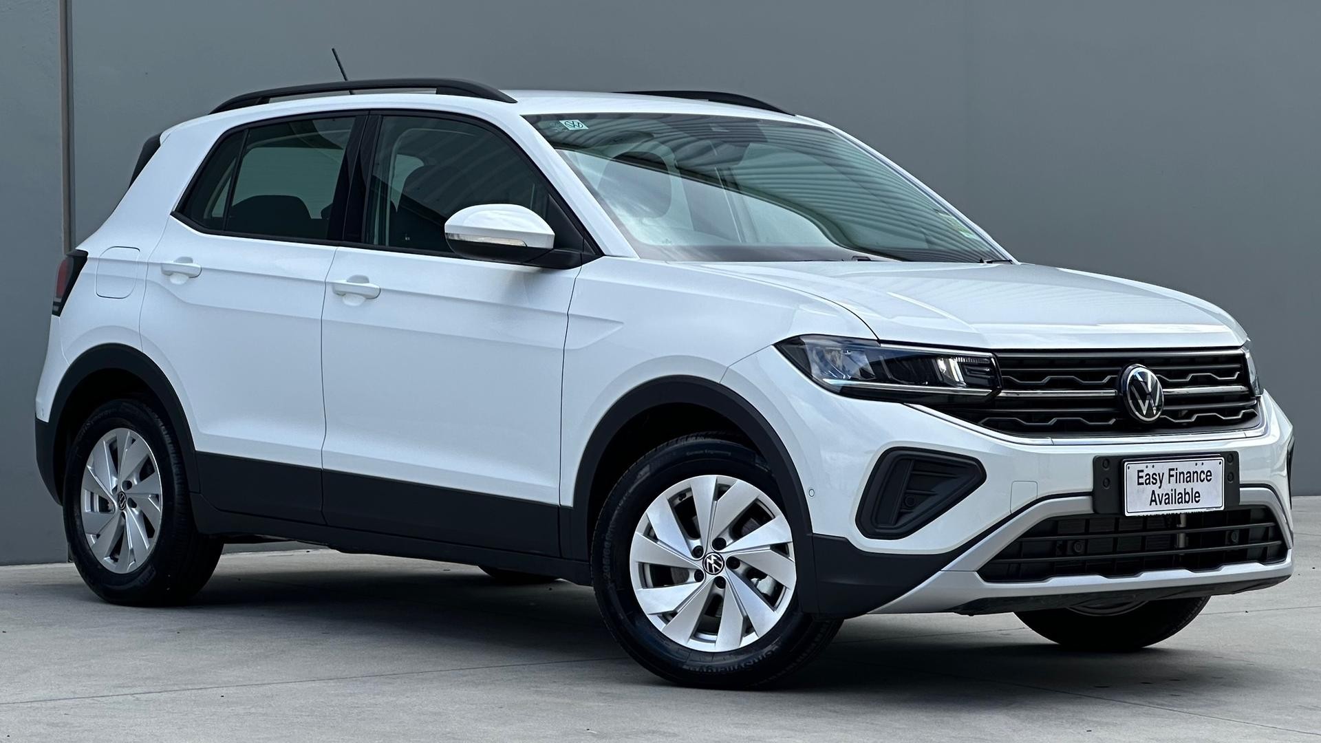 Volkswagen T-cross image 2