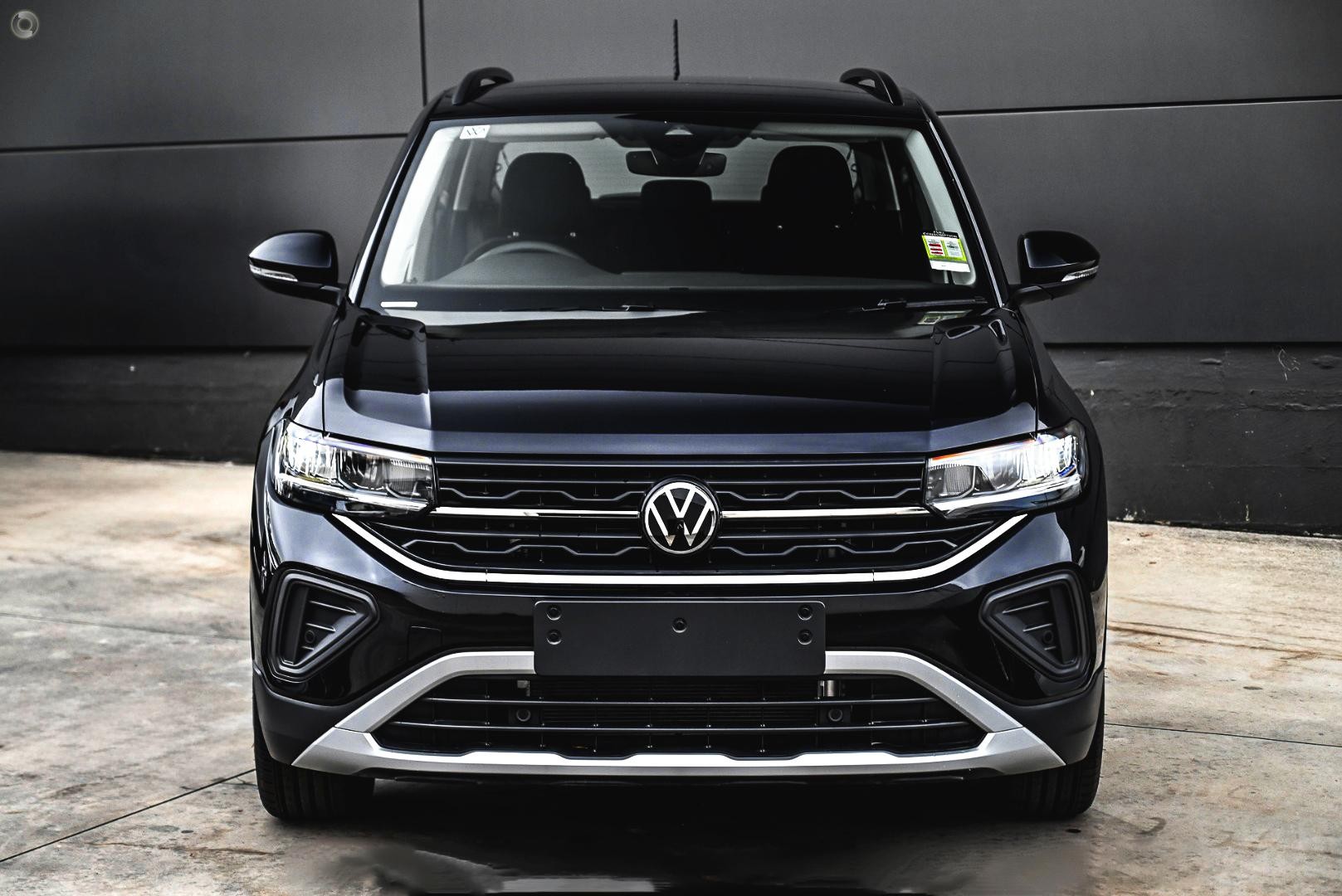 Volkswagen T-cross image 2