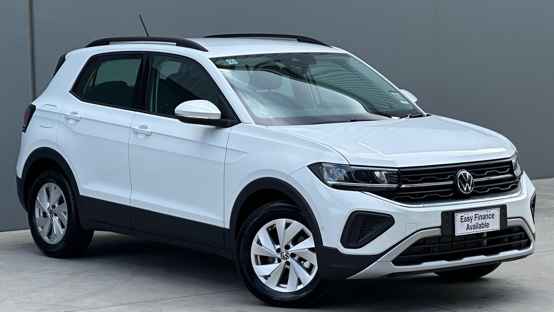 Volkswagen T-cross image 1