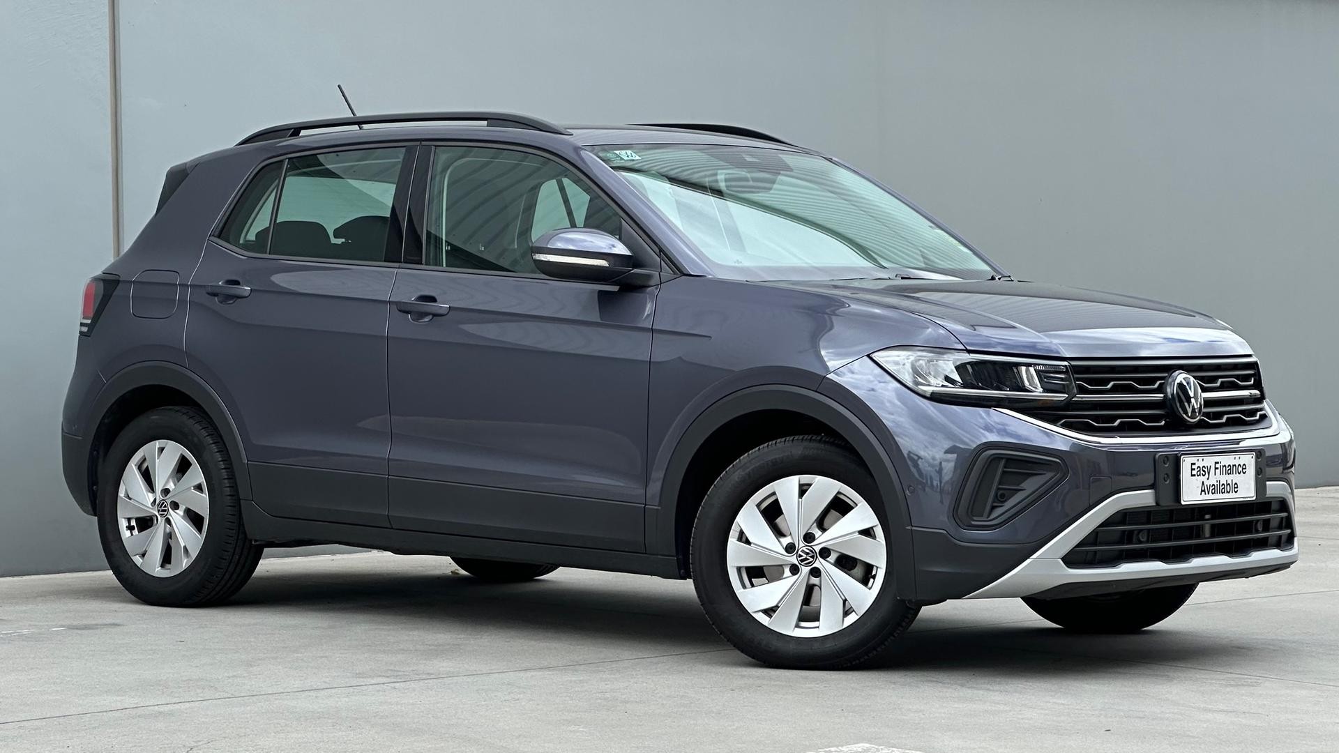Volkswagen T-cross image 3