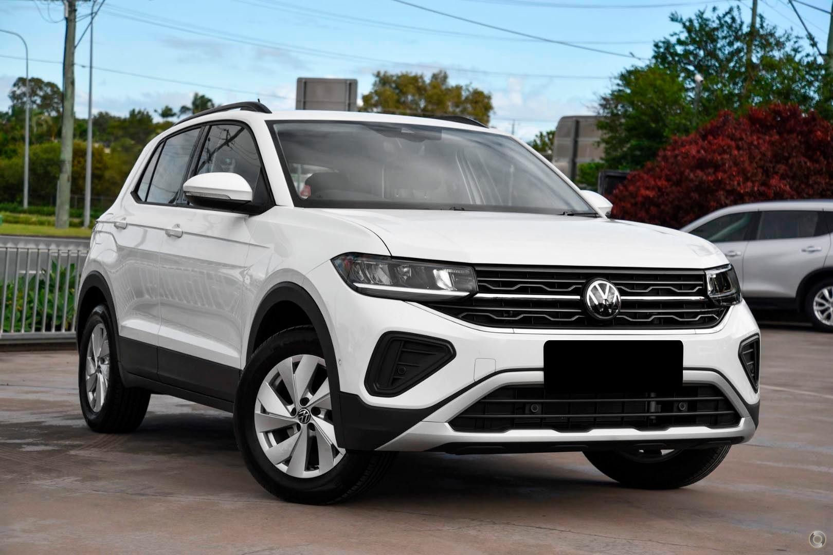 Volkswagen T-cross image 1