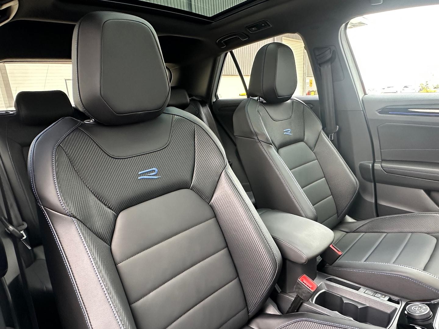 Volkswagen T-roc image 4