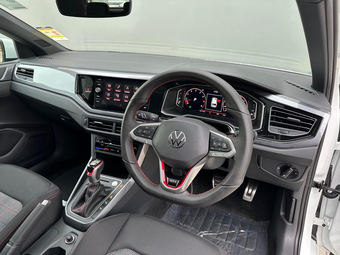 Volkswagen Polo image 4