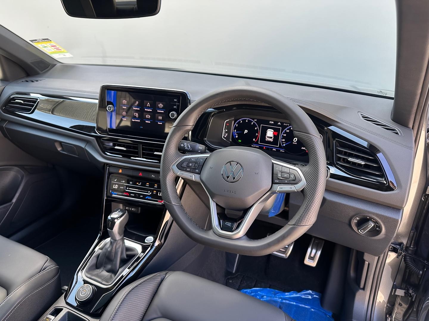 Volkswagen T-roc image 4