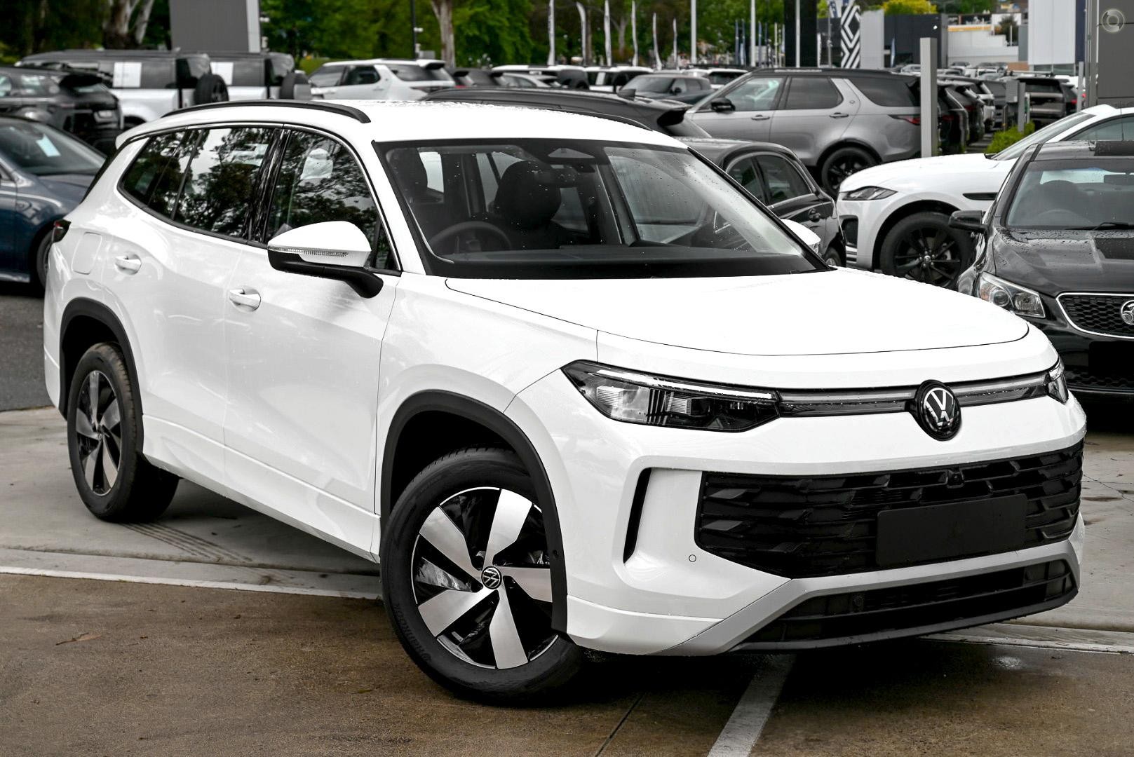 Volkswagen Tayron image 1