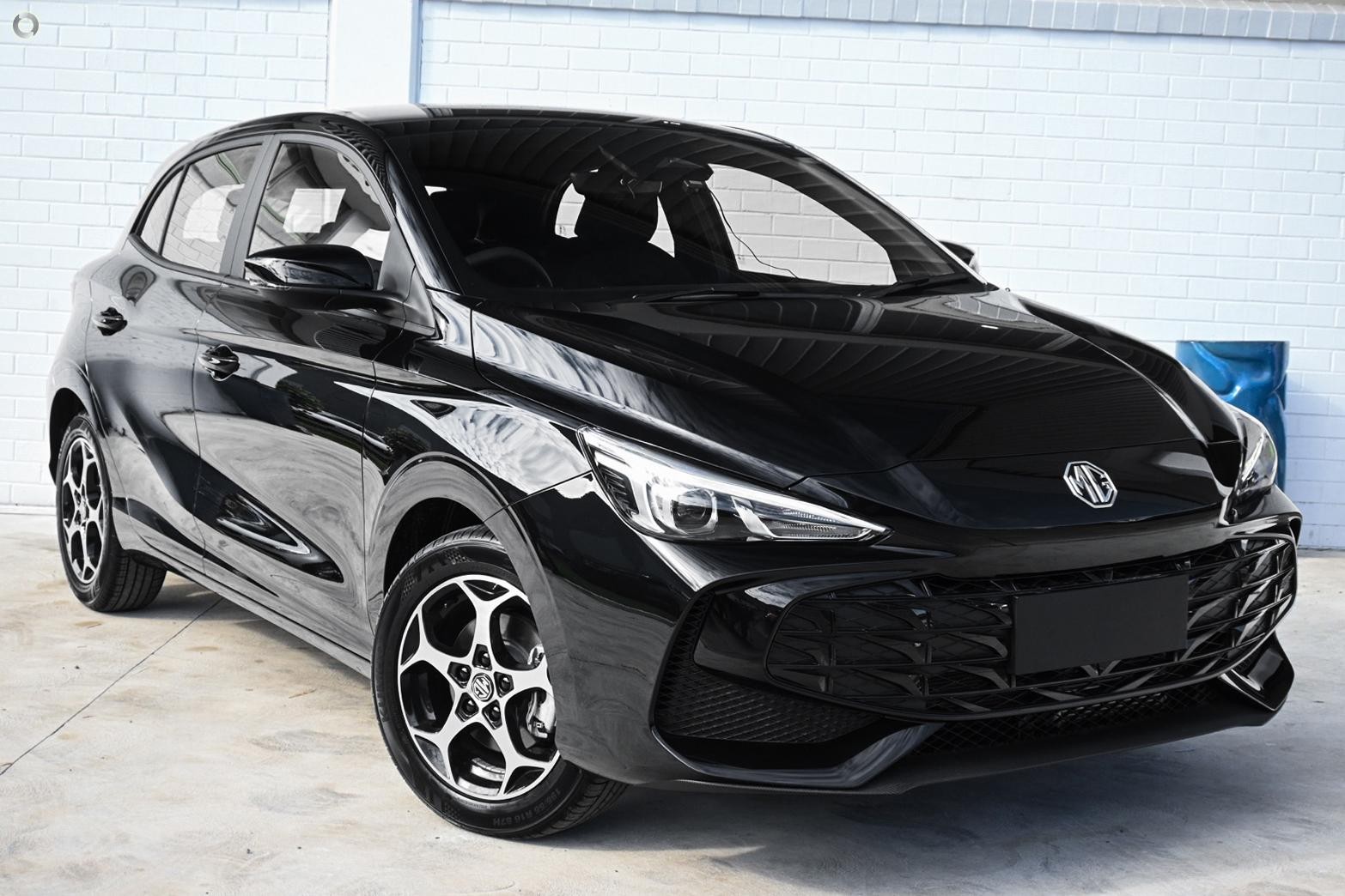 MG Mg3 image 1