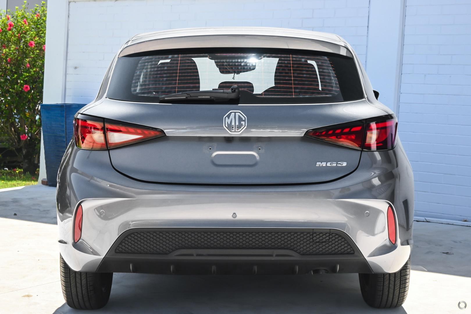 MG Mg3 image 3