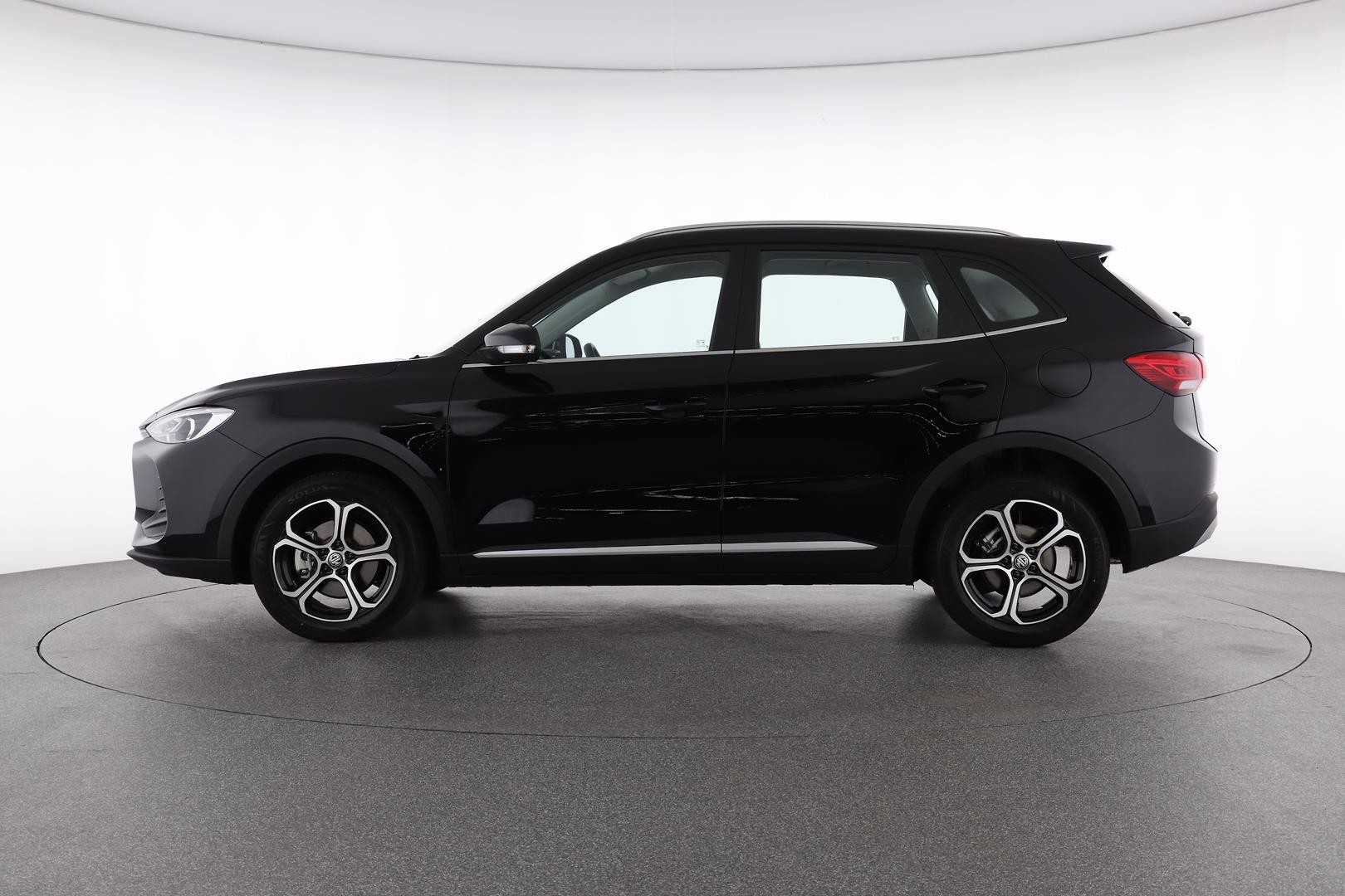 MG Zs image 3