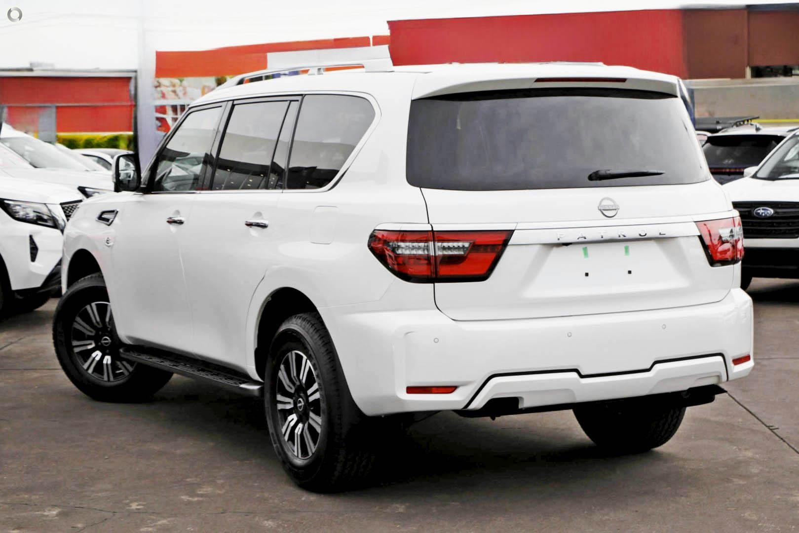 Nissan Patrol image 4