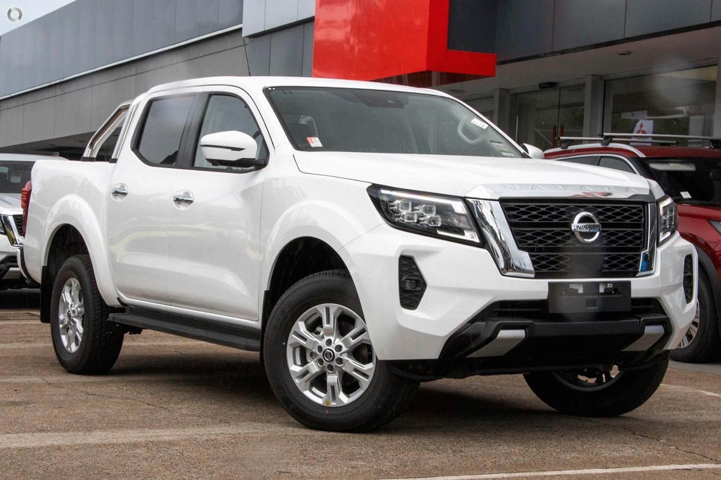 Nissan Navara image 1