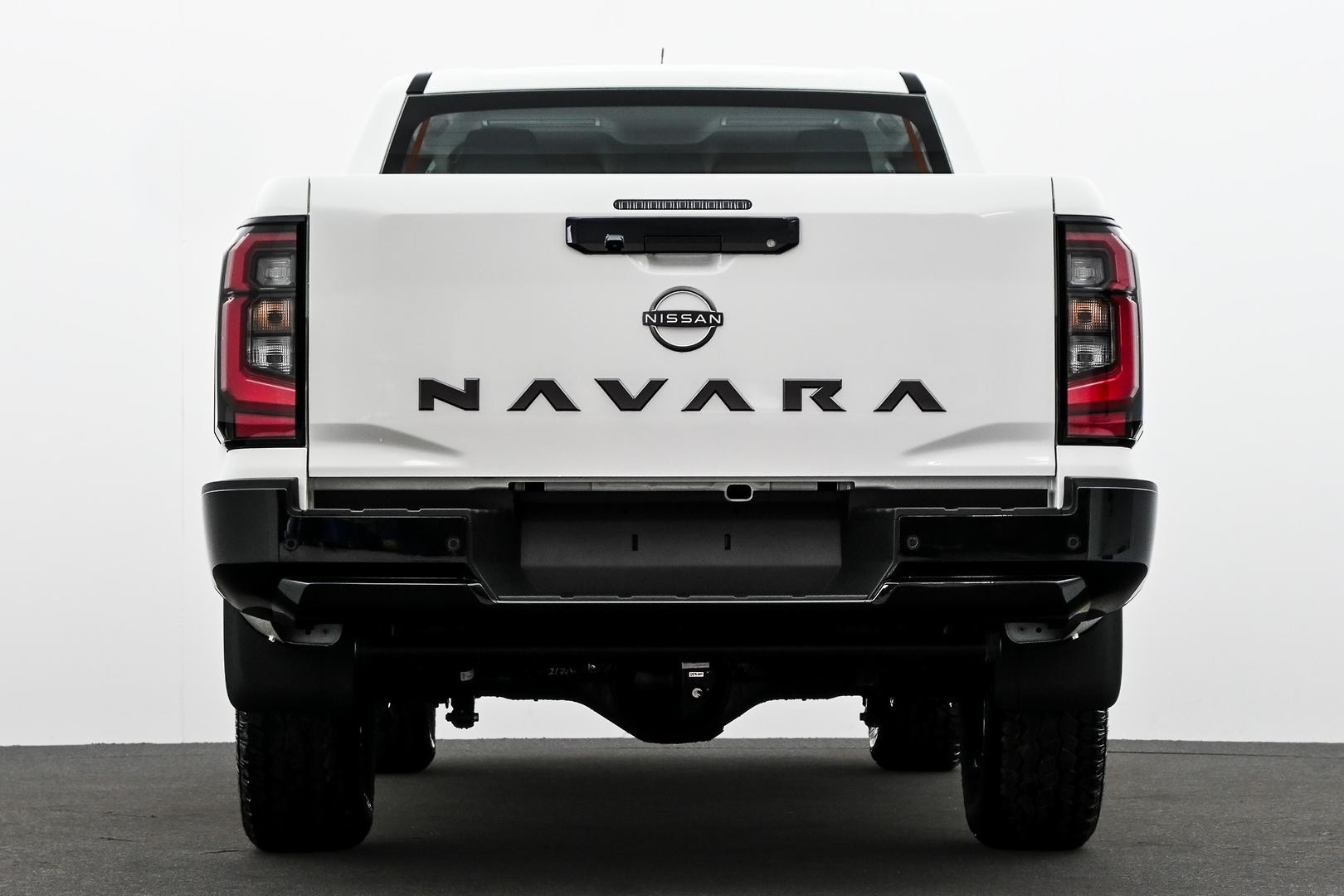 Nissan Navara image 3