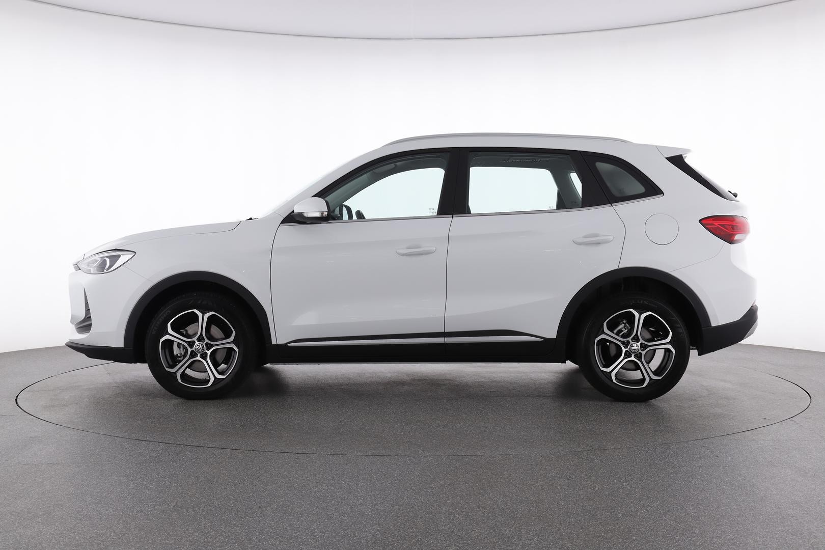 MG Zs image 3