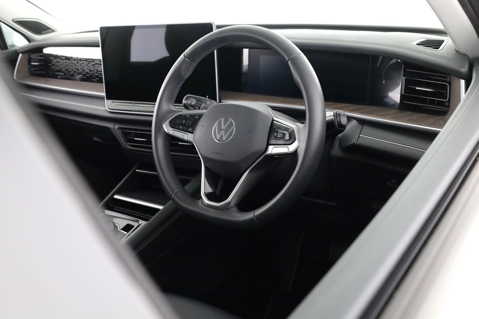 Volkswagen Tayron image 4