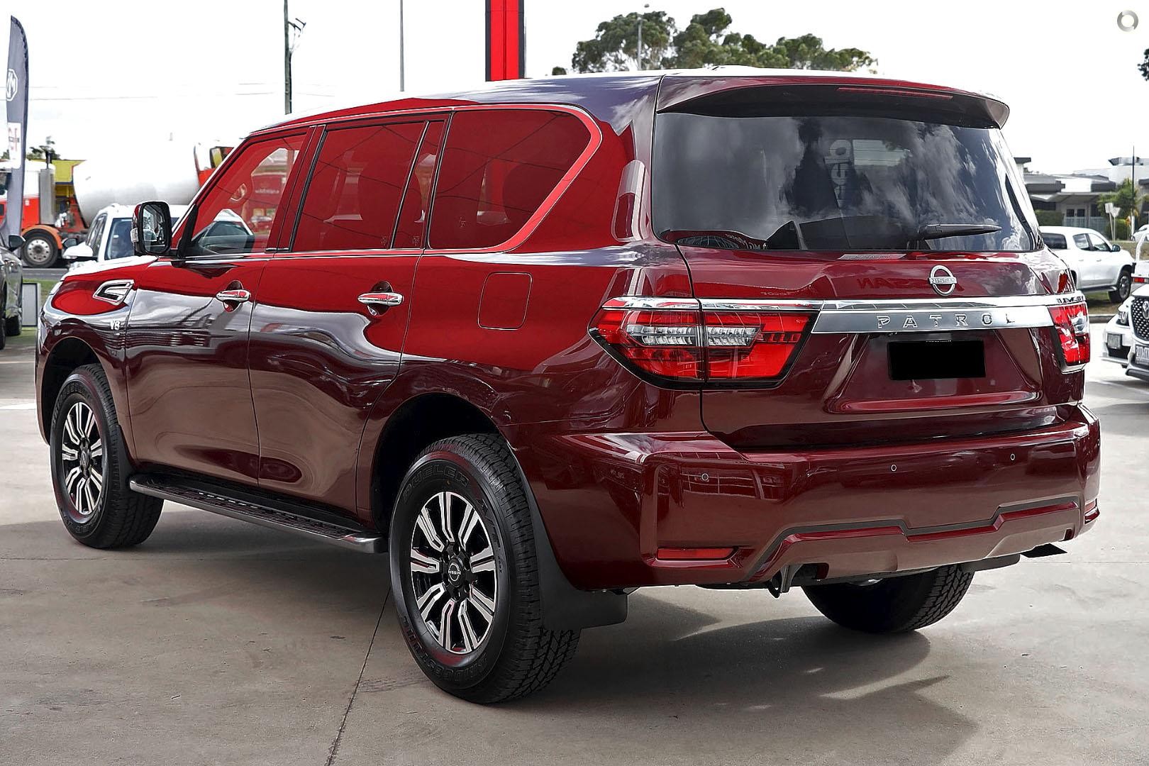 Nissan Patrol image 4