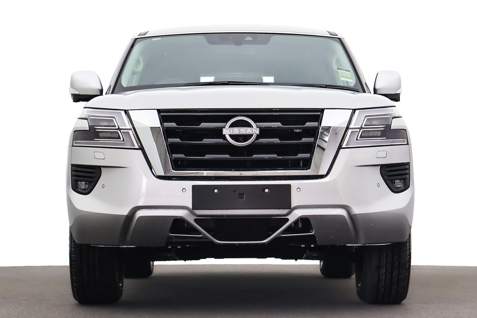 Nissan Patrol image 2