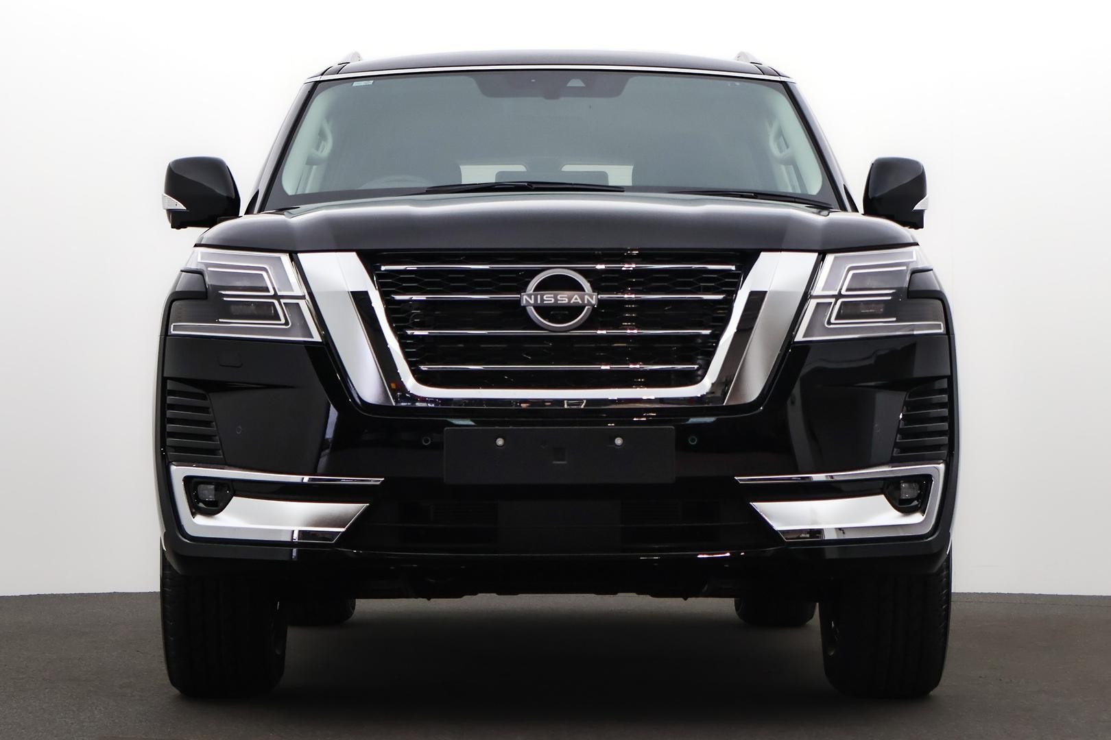 Nissan Patrol image 2