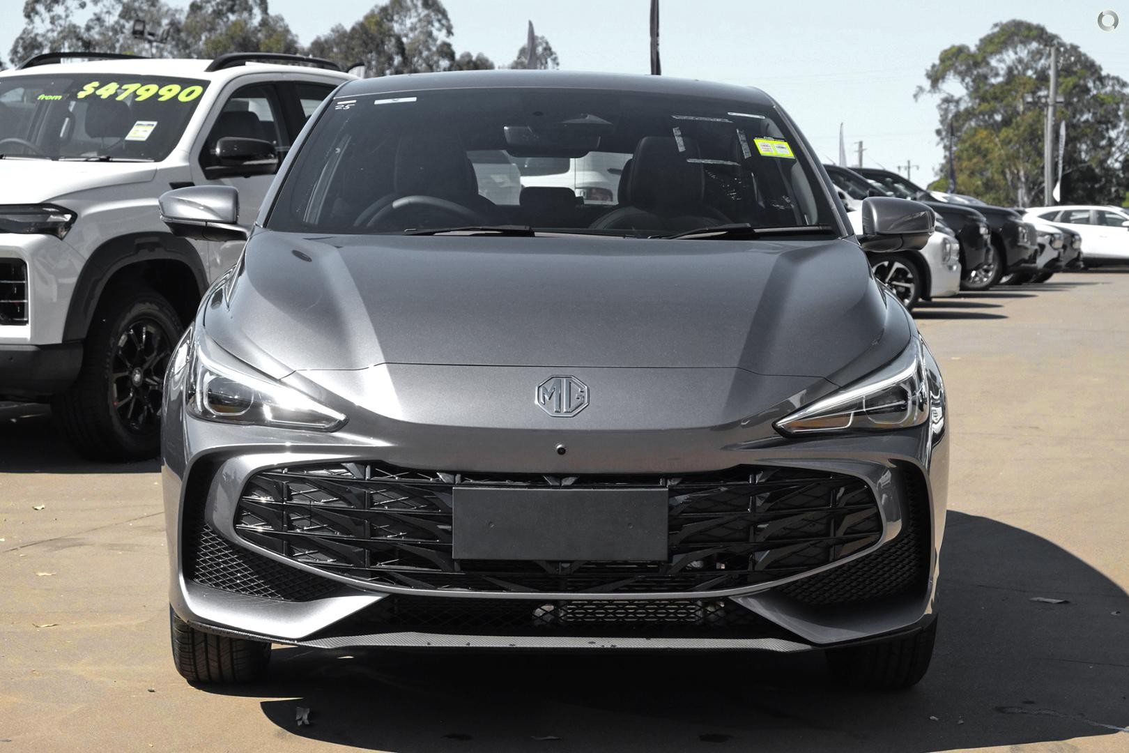 MG Mg3 image 2