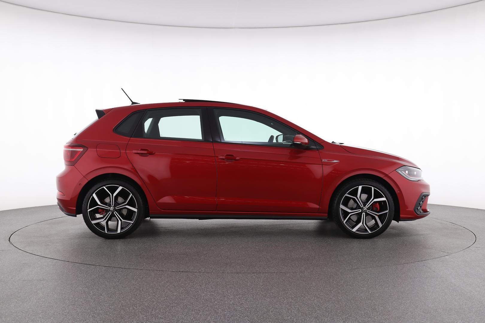 Volkswagen Polo image 2