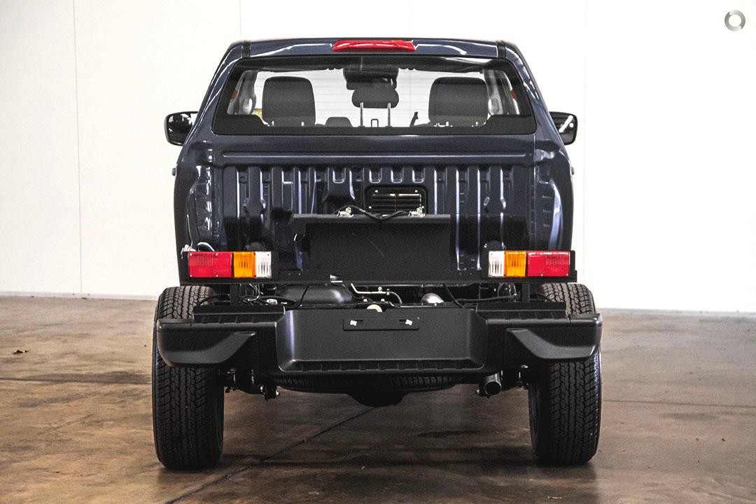 Isuzu D-max image 3