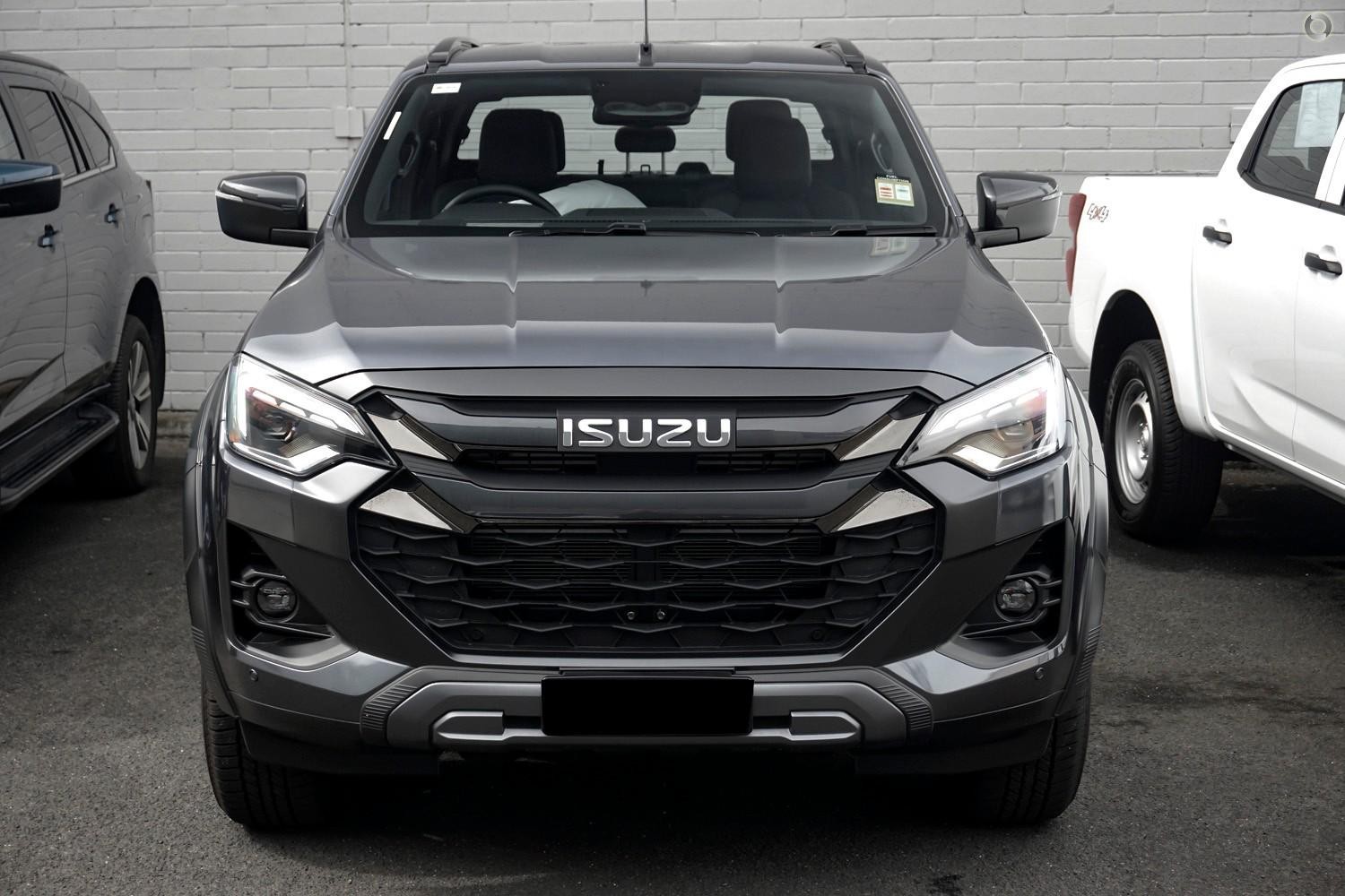 Isuzu D-max image 1