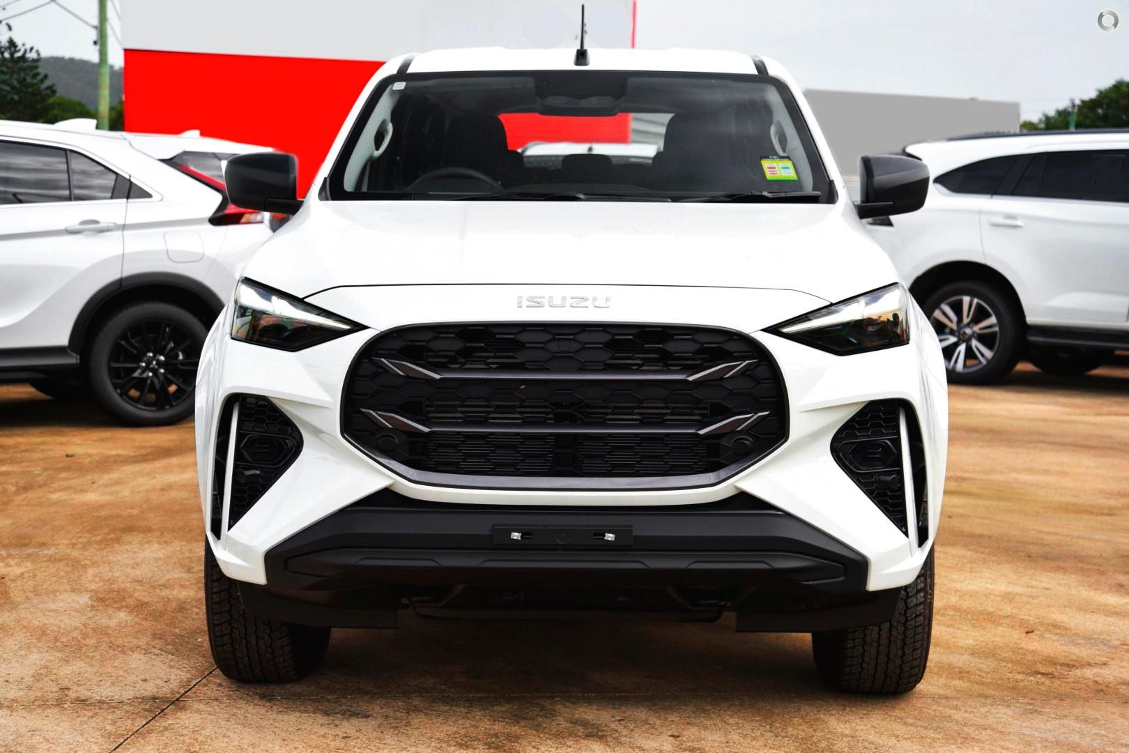 Isuzu Mu-x image 2