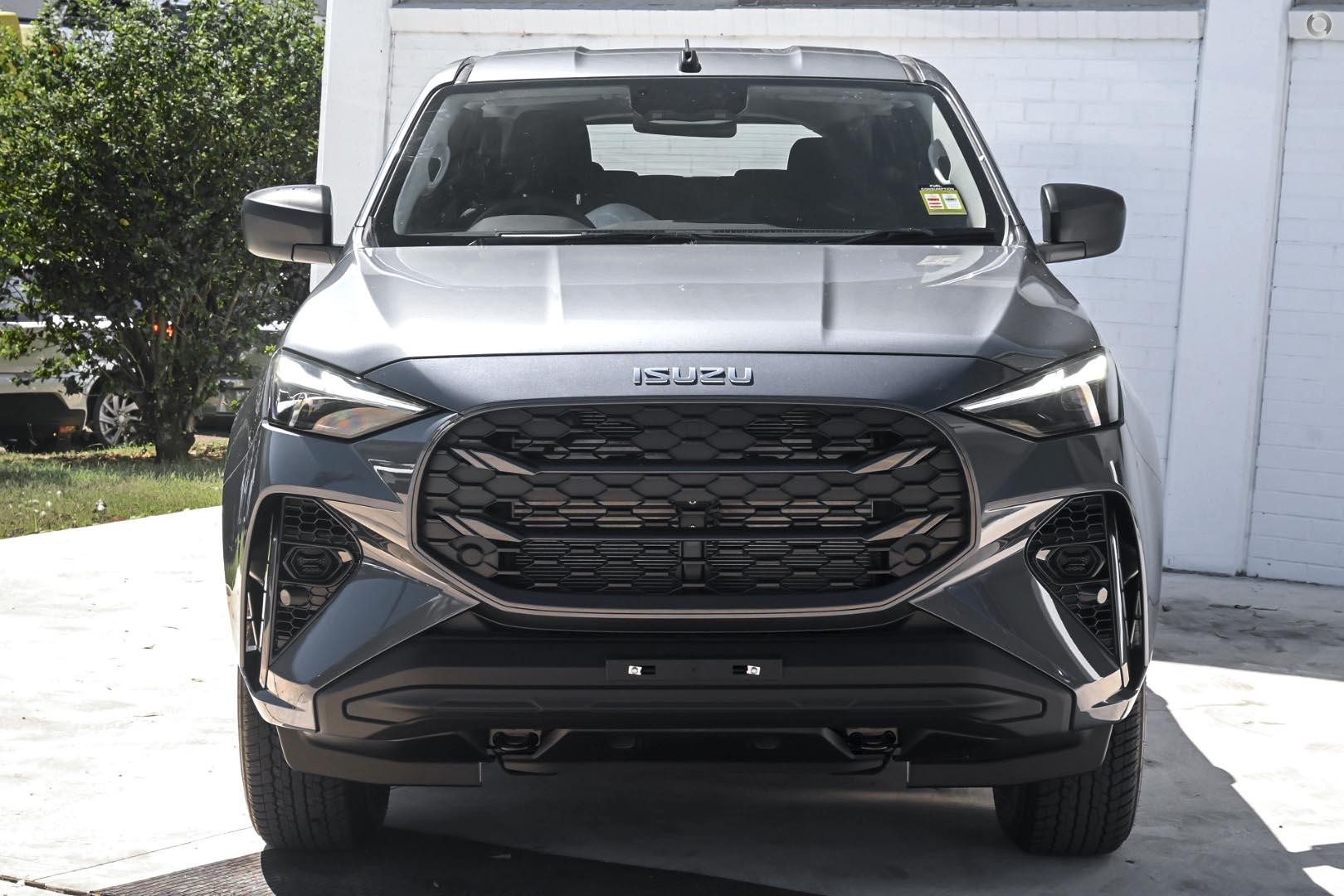 Isuzu Mu-x image 2