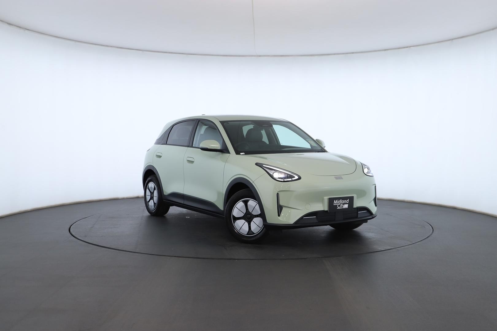 Geely Ex2 image 2