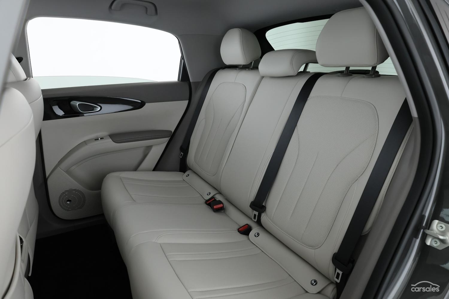 Geely Ex2 image 2