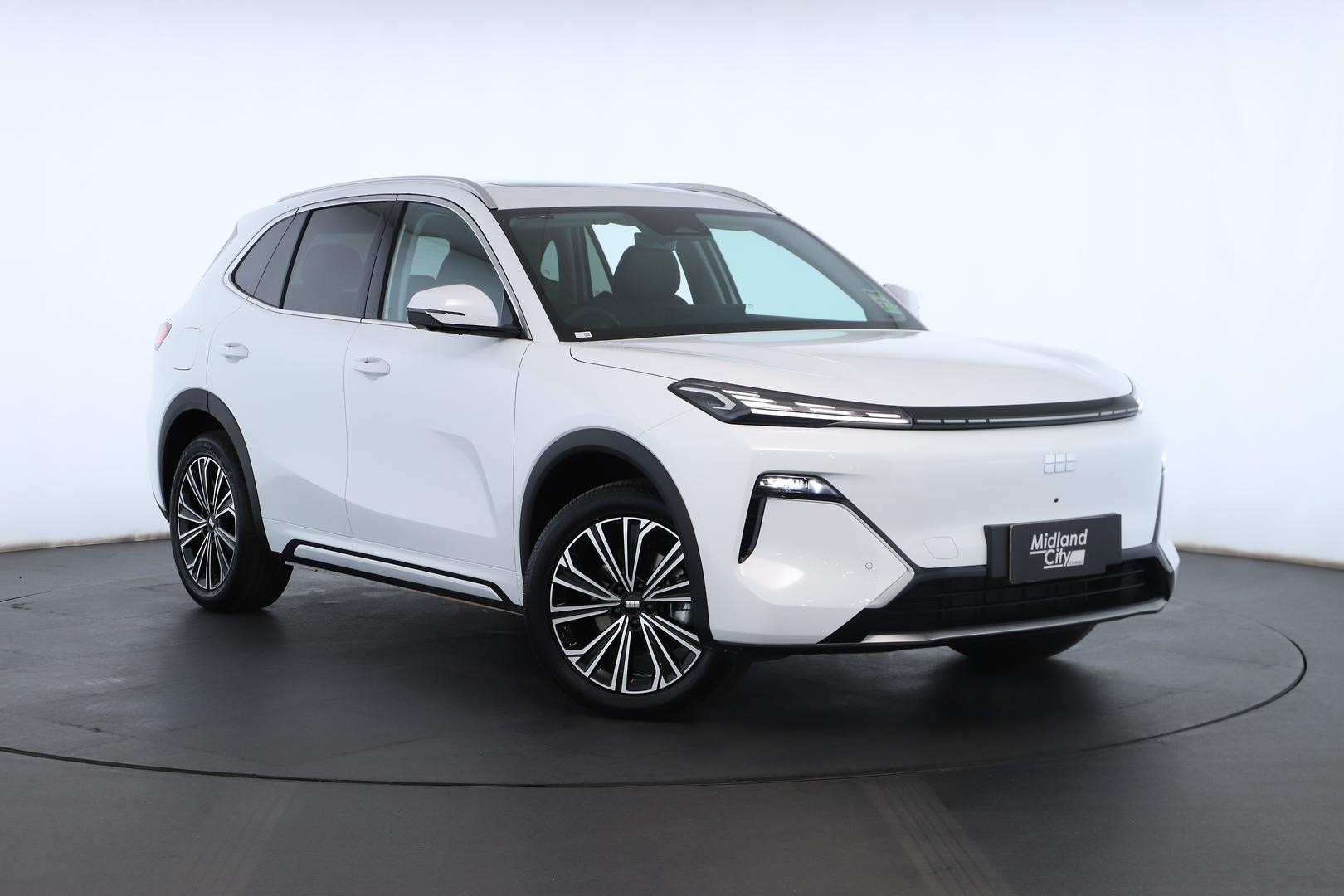 Geely Starray Em-i image 1